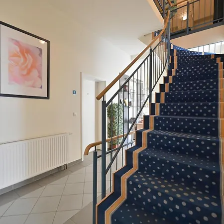 Celia Apartment
